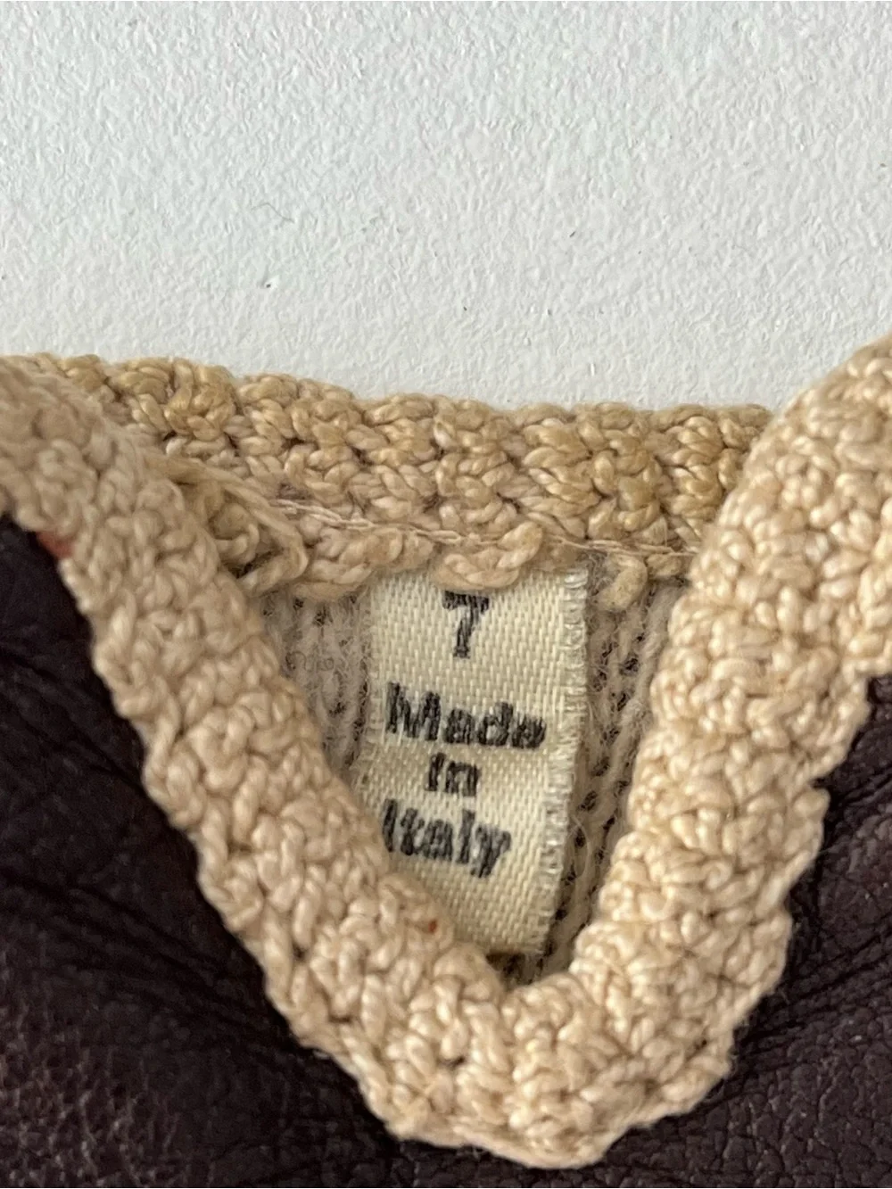 Vintage Women’s dark Brown Italian Leather beige Crochet Driving Gloves Soft 7